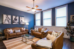 Downtown Sophistication/ Two Bedroom / Two Bath